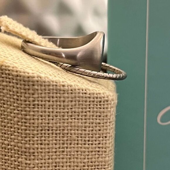 NIB, jBloom, Signet Double Ring Sz 7 Silver w/ Separate Band, Inscribed "Love" - Picture 3 of 4